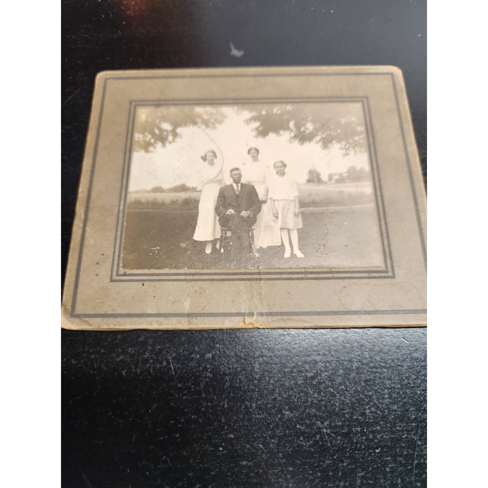 Family Portrait 1920s Mounted Photograph Group Outdoor Americana 5x7